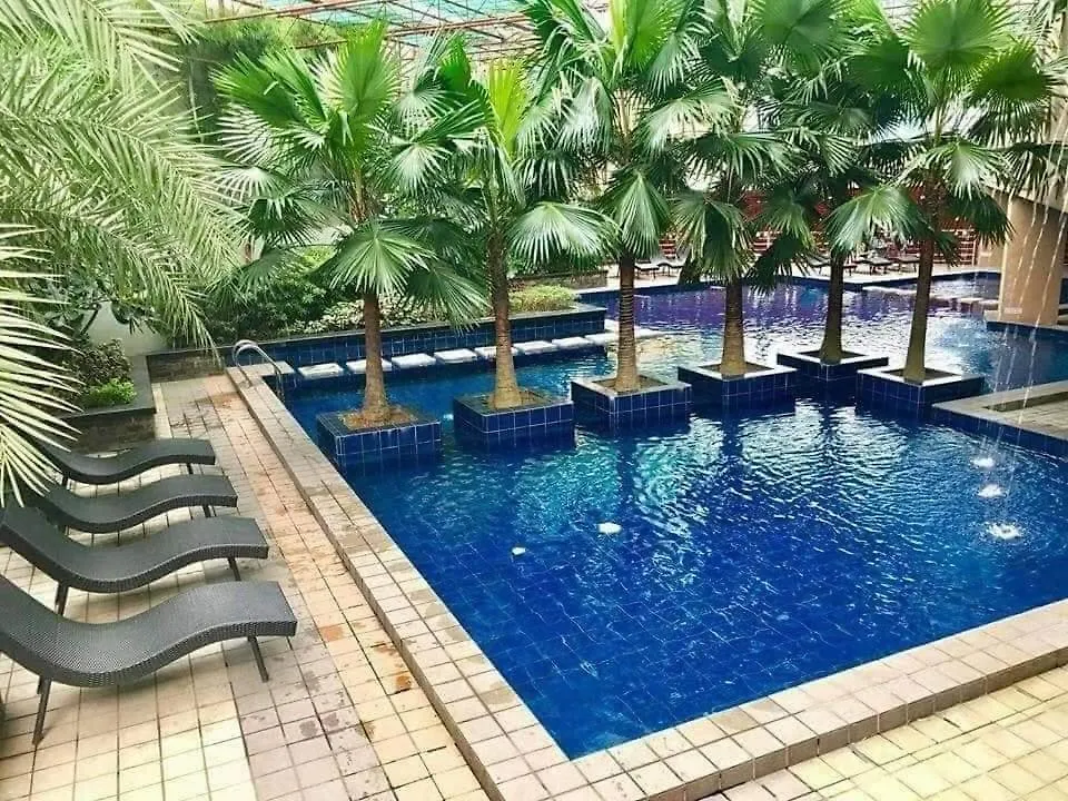 U607 Sunshine100 Netflix 65Inches Android Tv 40Mbps Wifi Karaoke Apart otel Pasig City