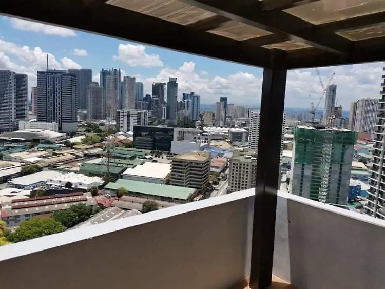 U607 Sunshine100 Netflix 65Inches Android Tv 40Mbps Wifi Karaoke Apart otel Pasig City