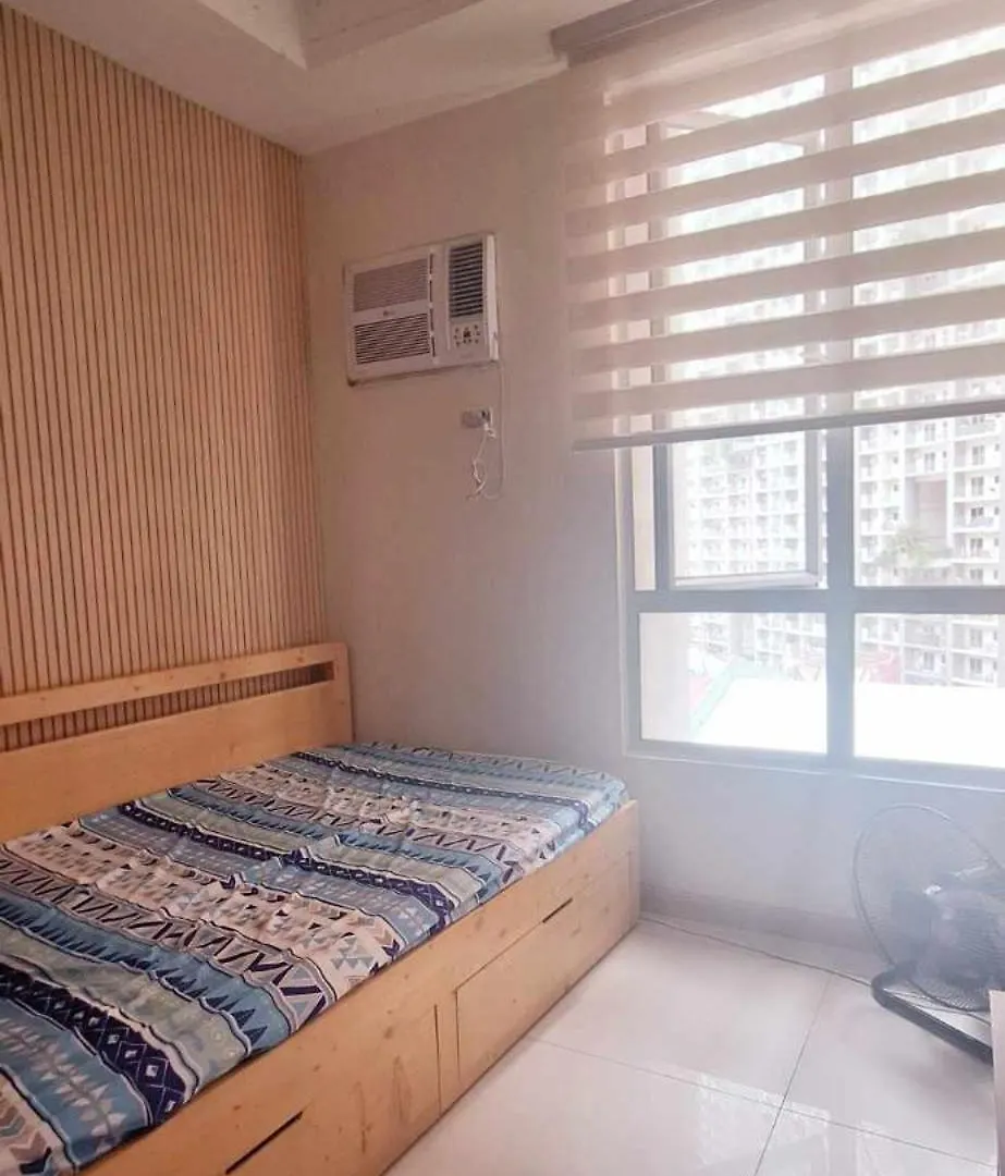 U607 Sunshine100 Netflix 65Inches Android Tv 40Mbps Wifi Karaoke Apart otel Pasig City
