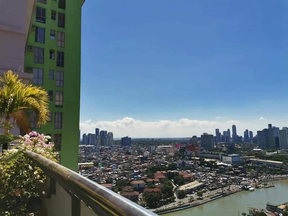 U607 Sunshine100 Netflix 65Inches Android Tv 40Mbps Wifi Karaoke Aparthotel Pasig City